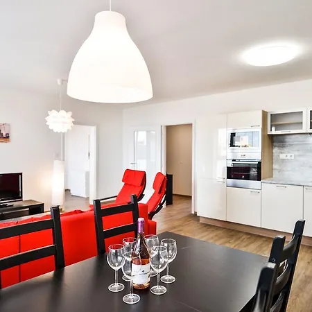 Appartement Guestin 3room Family Apt @ Podvinny Mlyn Prague